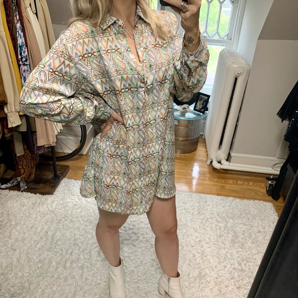 Flowy tunic-dress